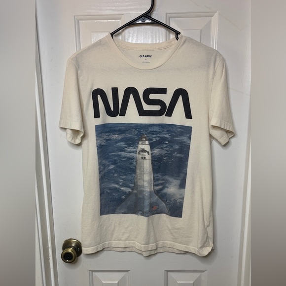 BIG BOYS OLD NAVY ' NASA ' GRAPHIC T-SHIRT - Picture 1 of 7